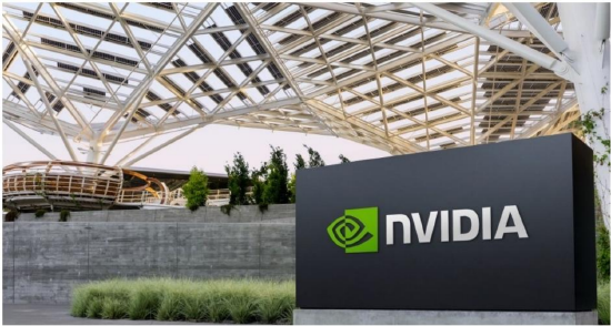 抓牛网 官宣！英伟达将恢复H20在中国销售，并推出面向中国市场的新GPU